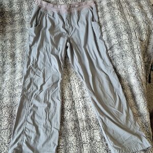 Ultimate Terrain 🖤 Light Gray Elastic-Waist Jogger Pants ( 636)